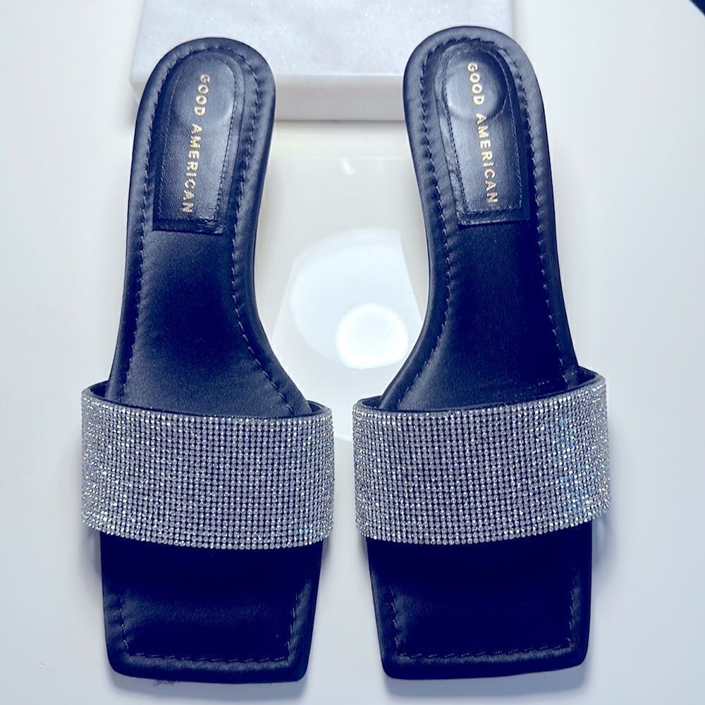 Good American Kickstand Slide Mules - Picture 3 of 10
